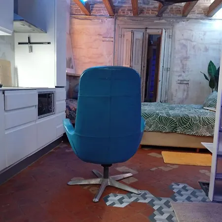 Smat Homes For Working Abroad With Style In Gotig-beach