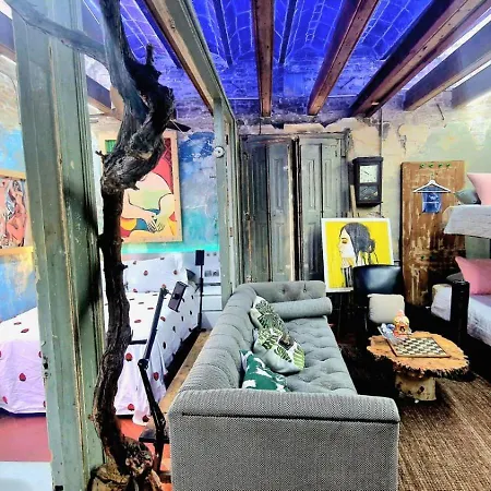 Smat Homes For Working Abroad With Style In Gotig-beach