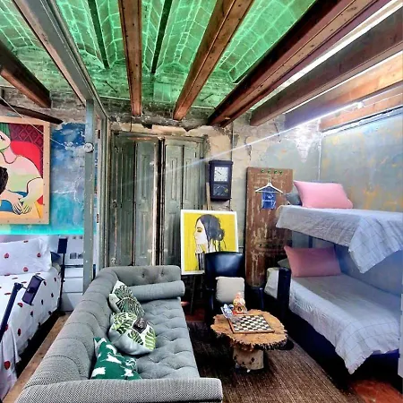 Smat Homes For Working Abroad With Style In Gotig-beach Apartmán